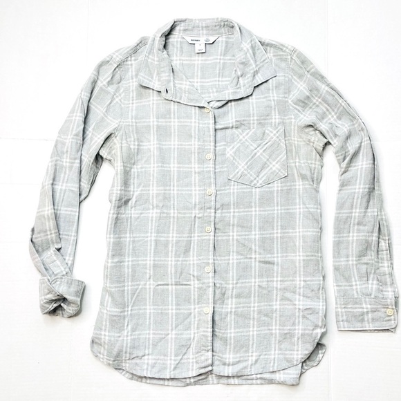 Old Navy The Classic Relaxed Gray Plaid Flannel Long Sleeve Button Up Shirt M - Picture 2 of 14